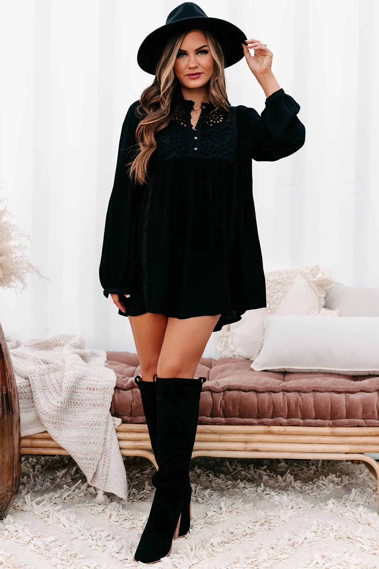 Afternoon Abroad Long Sleeved Eyelet Tunic/Dress (Black)