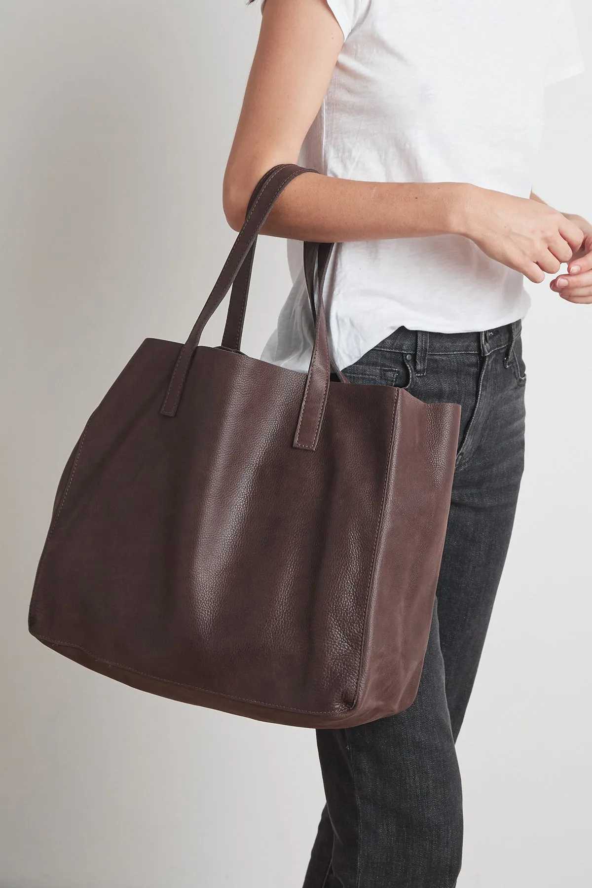 CLOVER LEATHER TOTE