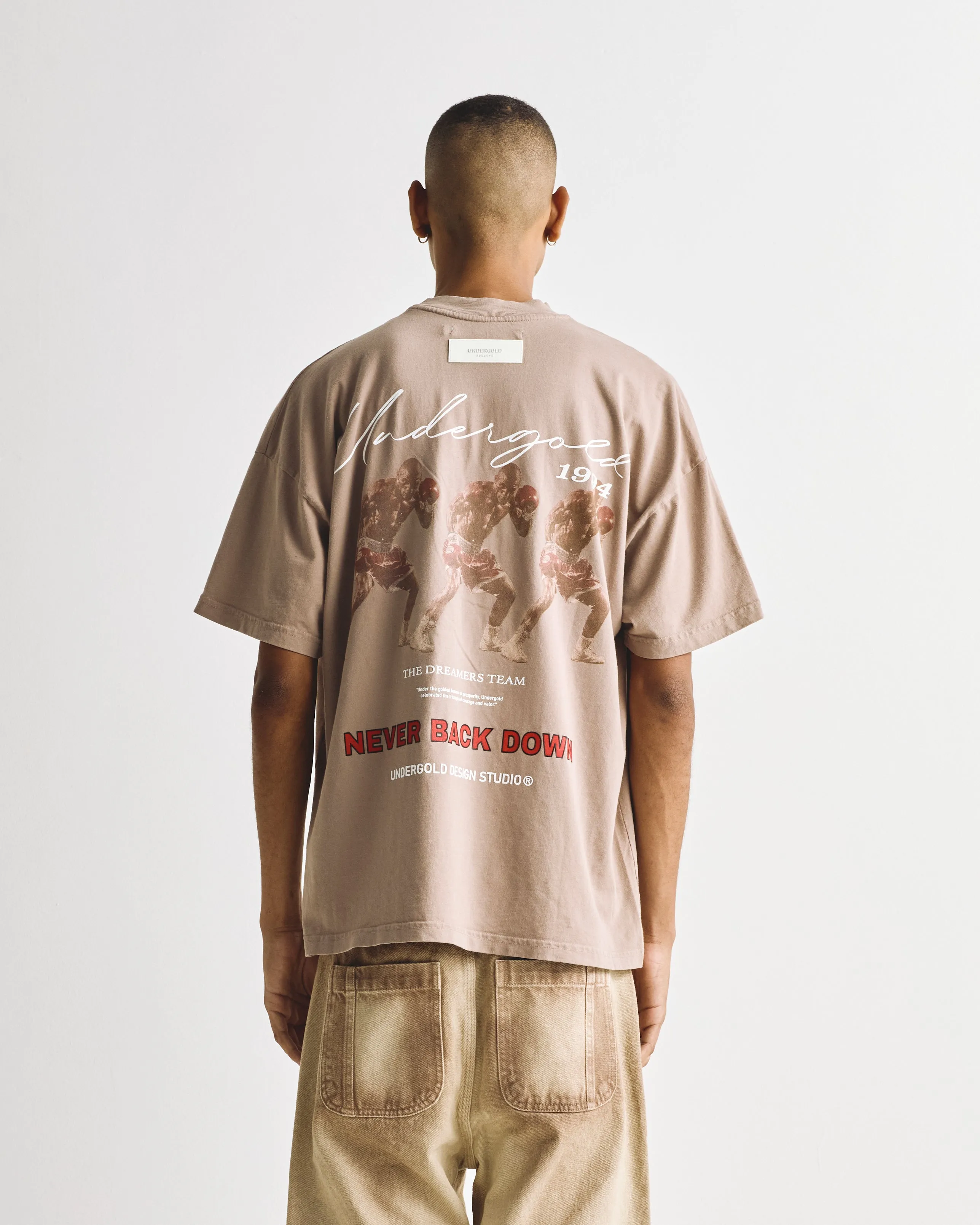 Dreamers "Never Back Down" T-shirt Brown