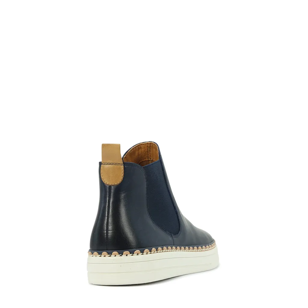 Moora Leather High Sneakers